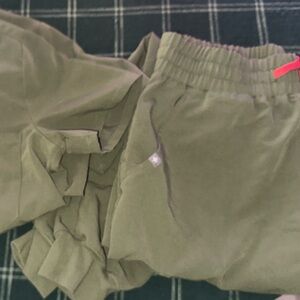 Figs Women’s Olive Green Set